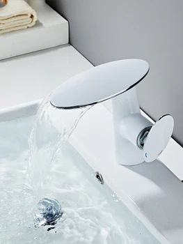 Fata bazinul robinet caldă și rece lux alb simplu cabinet baie chiuveta de cupru robinet de chiuvetă